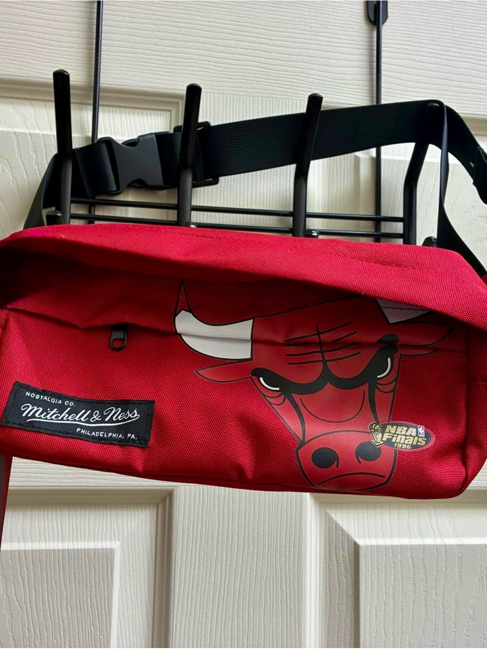 Mitchell & Ness Red Chicago Bulls NBA Finals 1996 Fanny Pack